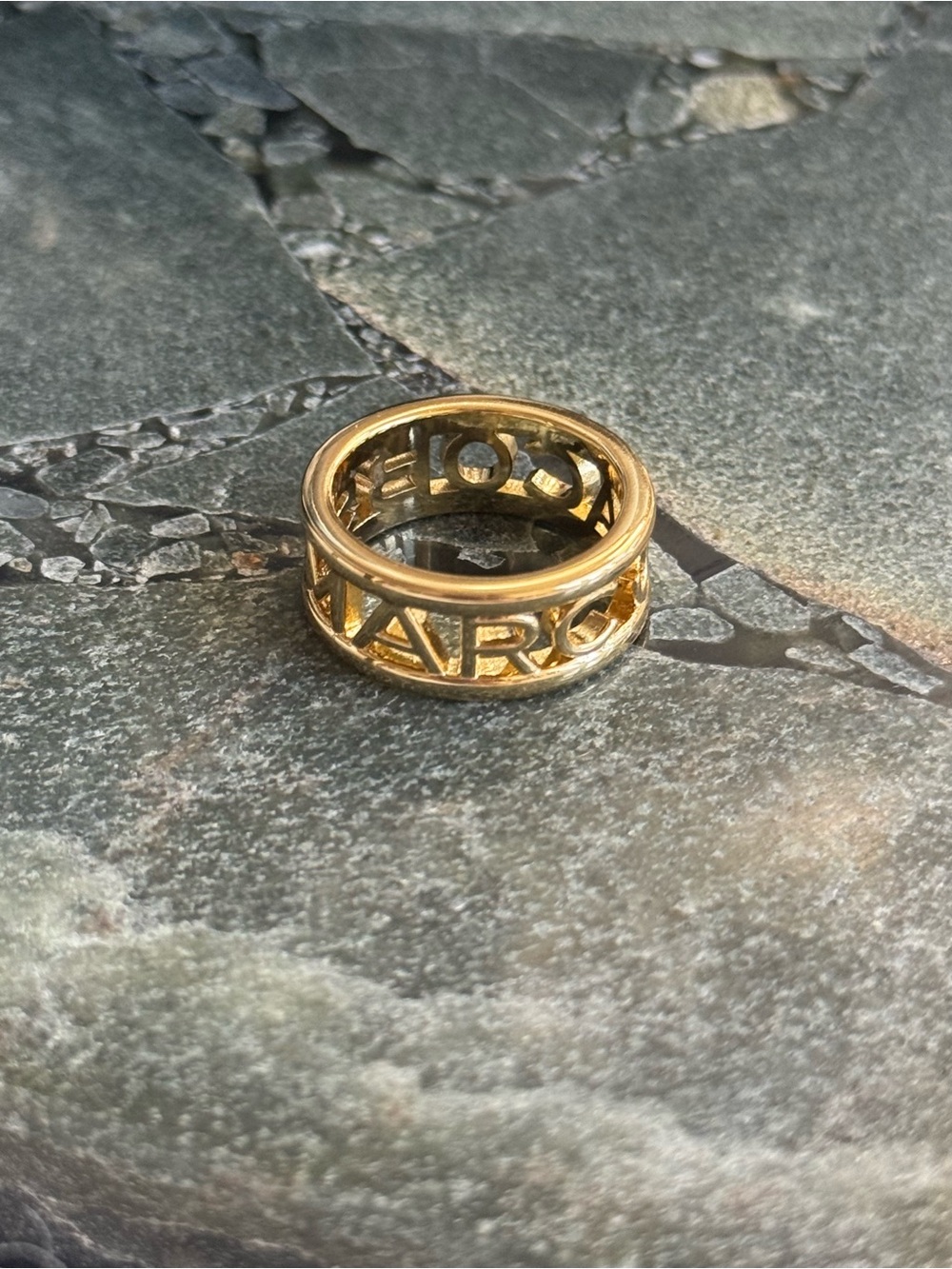 Marc Jacobs Gold Runway Monogram Cut-Out Statement Band Ring - Size 9